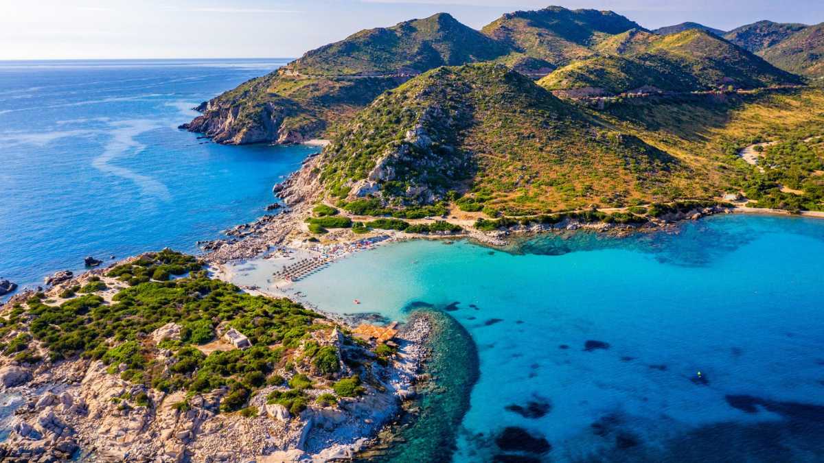 Quali sono le spiagge più tranquille di Villasimius? Ecco dove rilassarsi